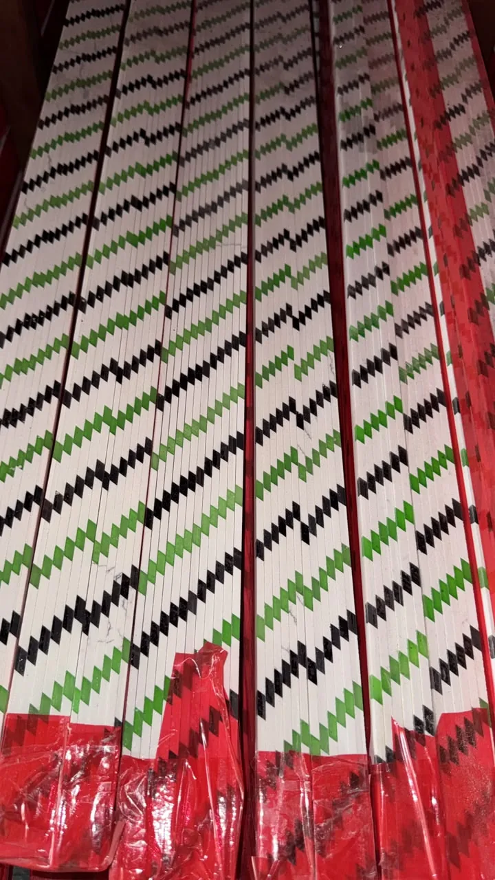 Stone border patti product manufactured by Roshani Handicraft
